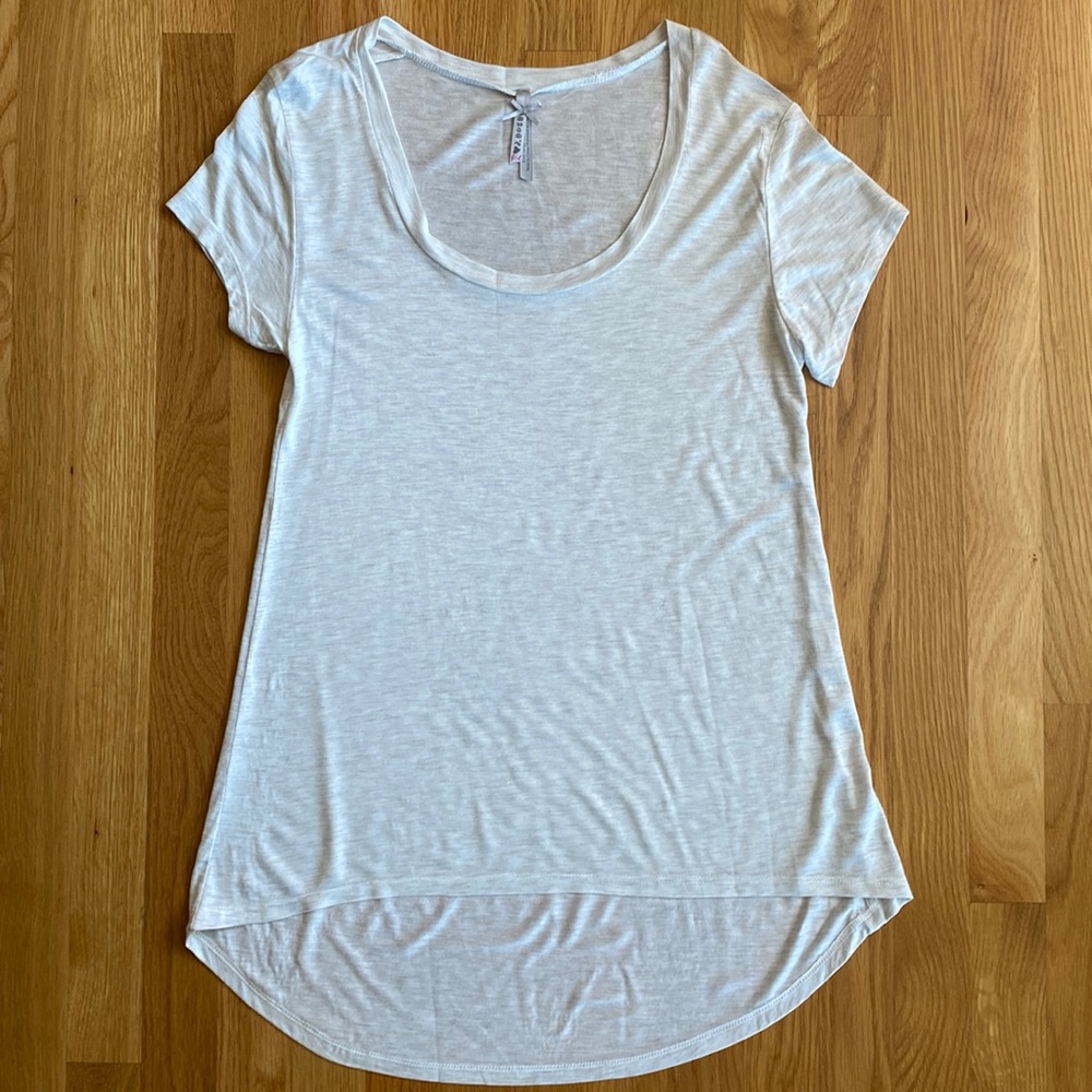 NWOT Jo & Co Tan Tee Size L